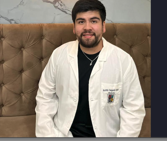Dr. Bastian Delgado